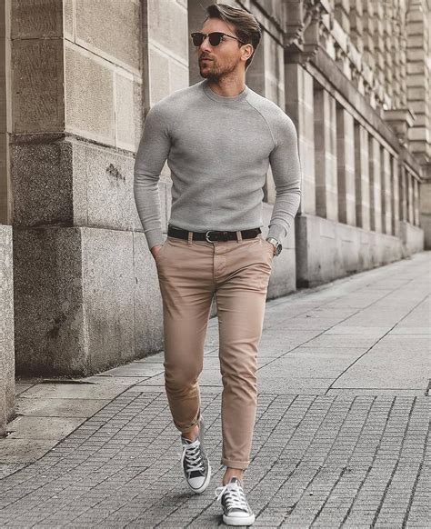 casual khaki chinos outfit.